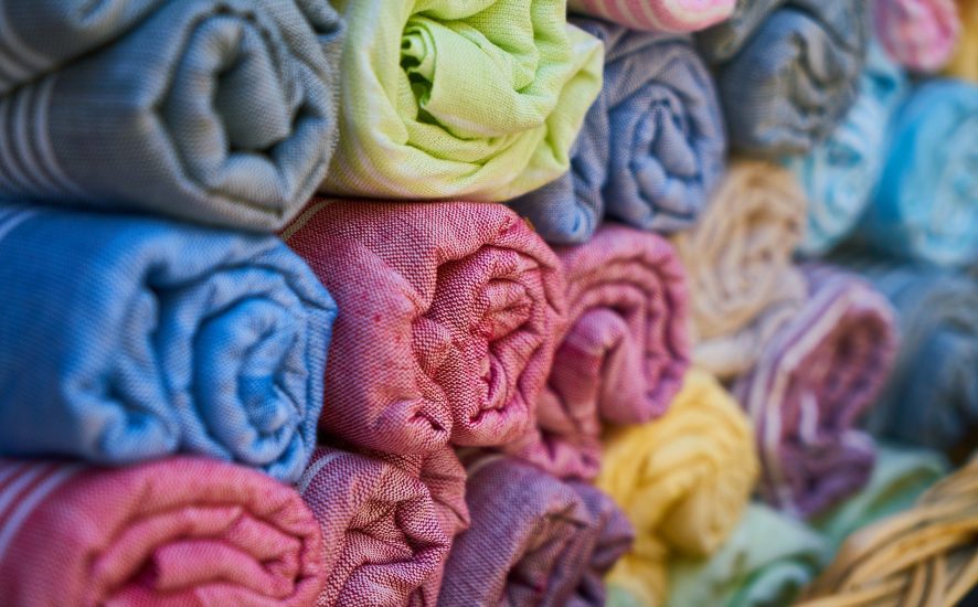 textile vs fabric